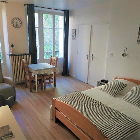 Joli Studio Calme Parking Proche Thermes Et Centre Aix-les-Bains Exterior foto